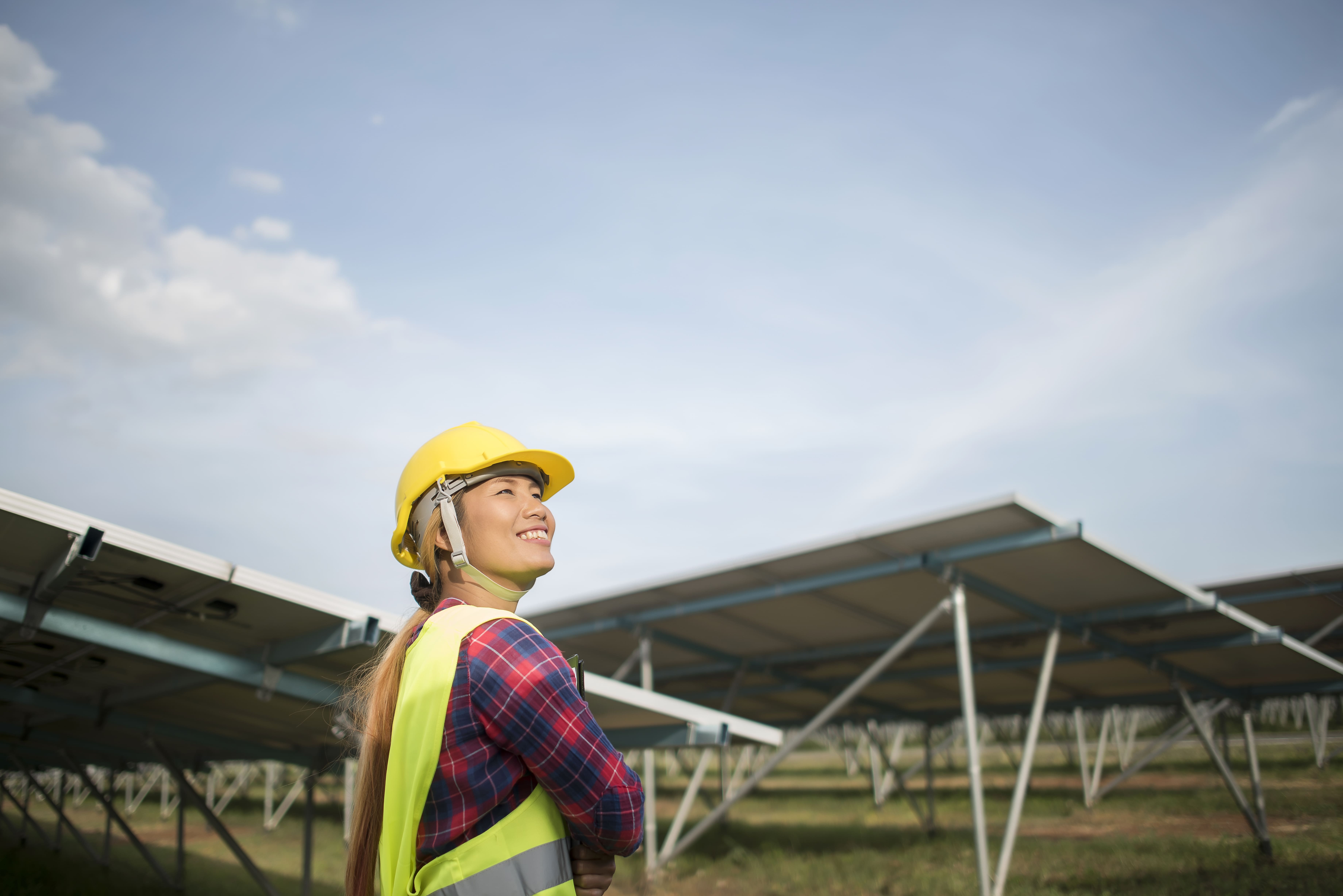 How Solar Energy is Transforming Homes, Businesses, and Communities
